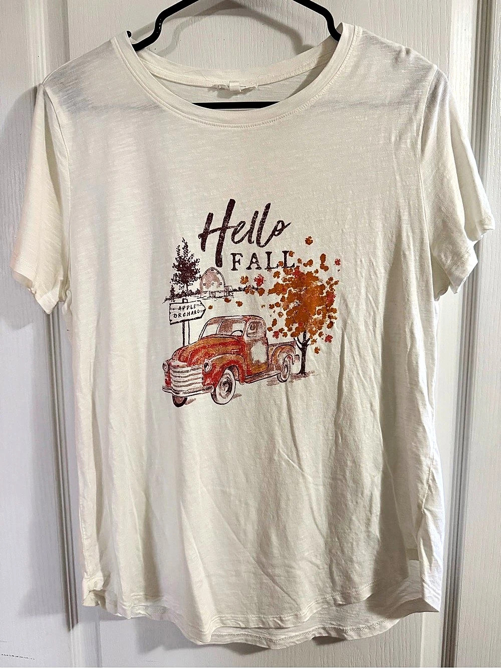 maurices Hello Fall Graphic Tee White & Orange Size Large